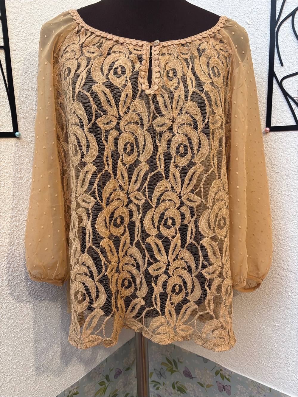 NWDT New Directions embroidered floral Swiss dot tan sheer blouse. Size L.